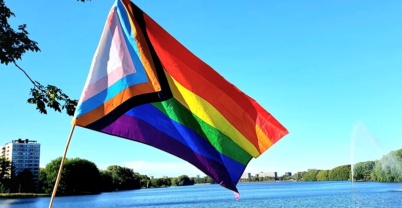 Feestelijke opening Queer & Pride in Nieuw-West