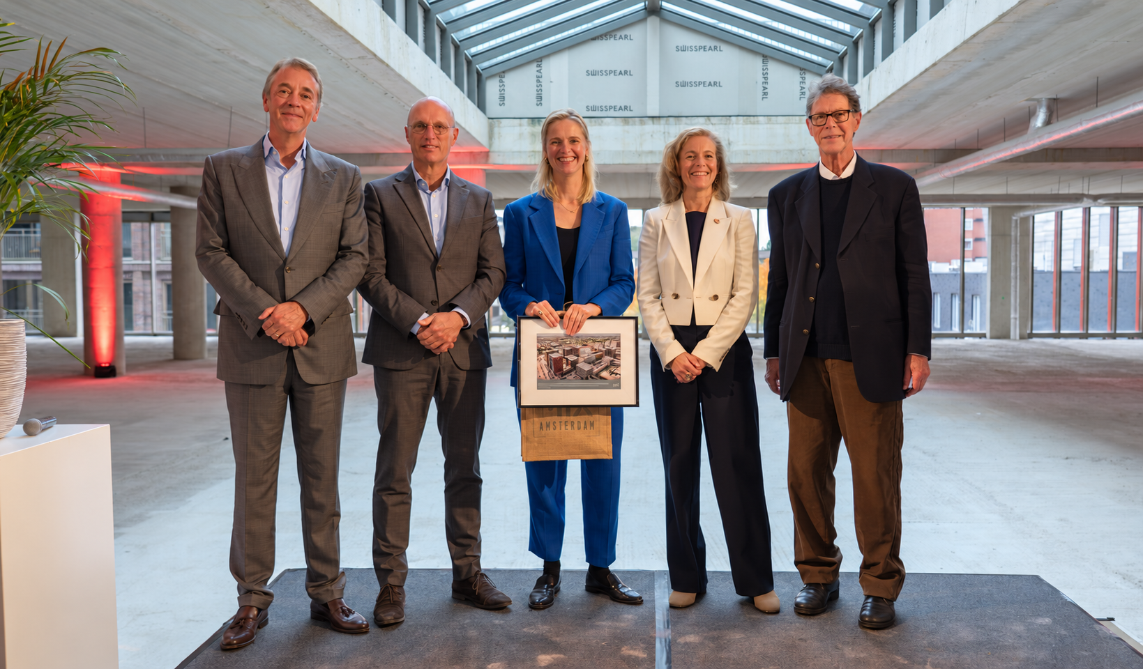 MIX Amsterdam overgedragen aan de stad: een nieuw thuis in Nieuw-West &bull; Stadscentrum Osdorpplein - Hét kloppend hart van Amsterdam Nieuw-West